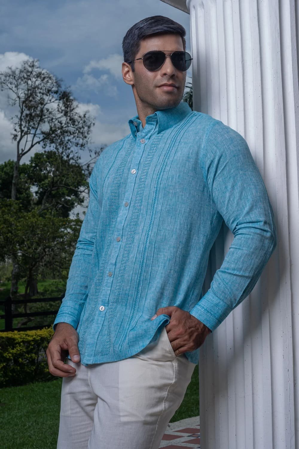 Camisa Guayabera Azul indigo Manga Larga Calada- Colección 2024 La Vida en Guayabera 2 Camisa Guayabera Azul Indigo