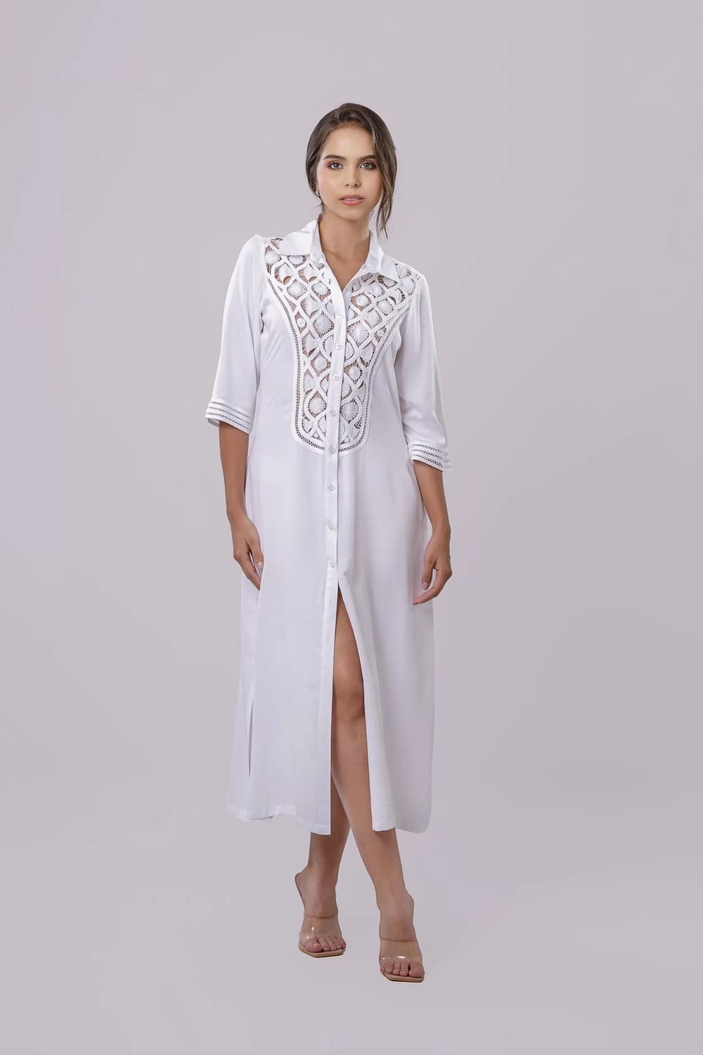 CAFTÁN BLANCO MANGA 34- CON SESGOS BORDADO EN PATECABRA