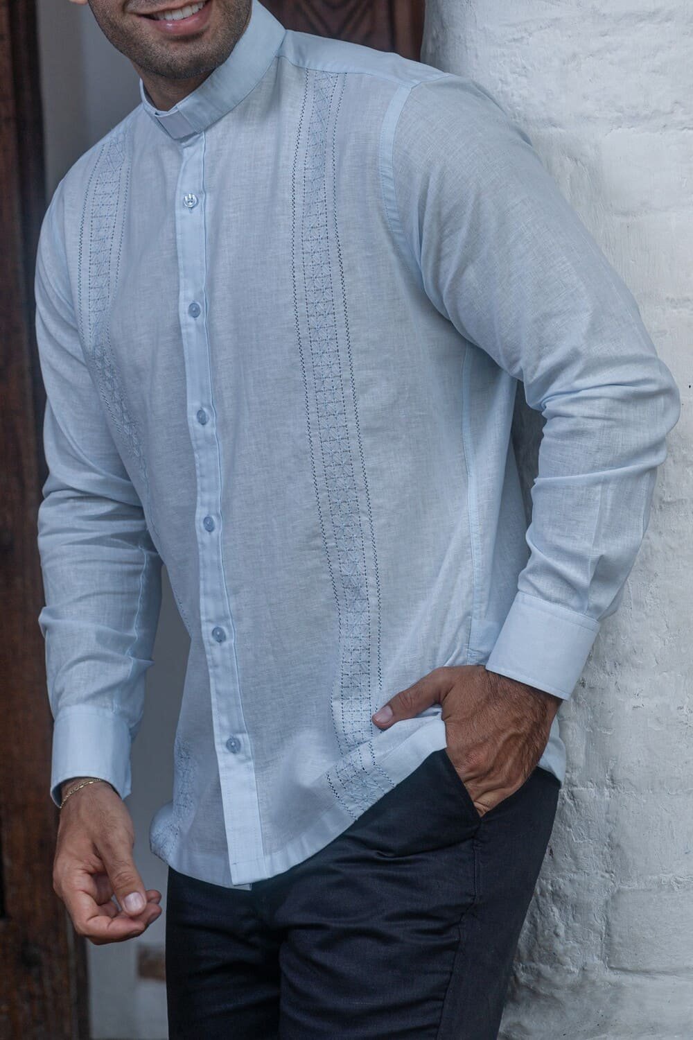 Guayabera Azul Claro CLERIMAN Frixio para sacerdores