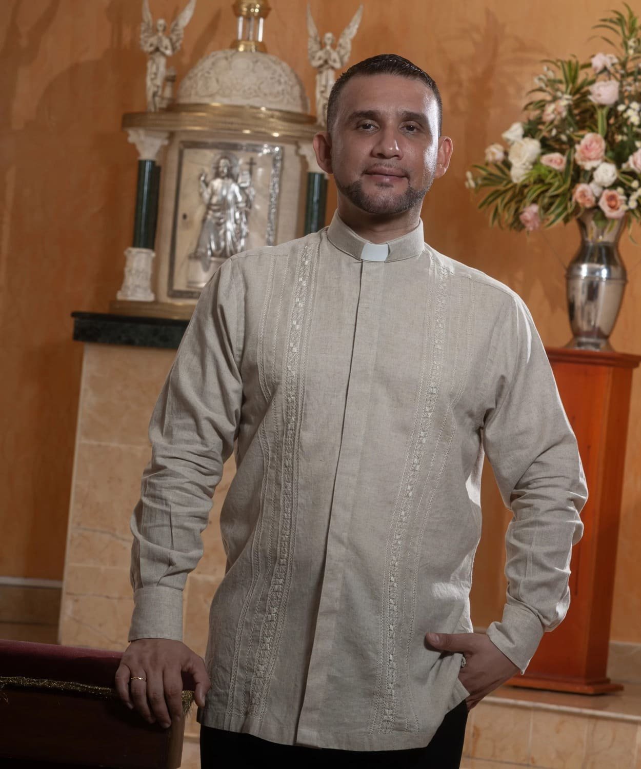 Guayabera Camel Manga Larga CLERIMAN