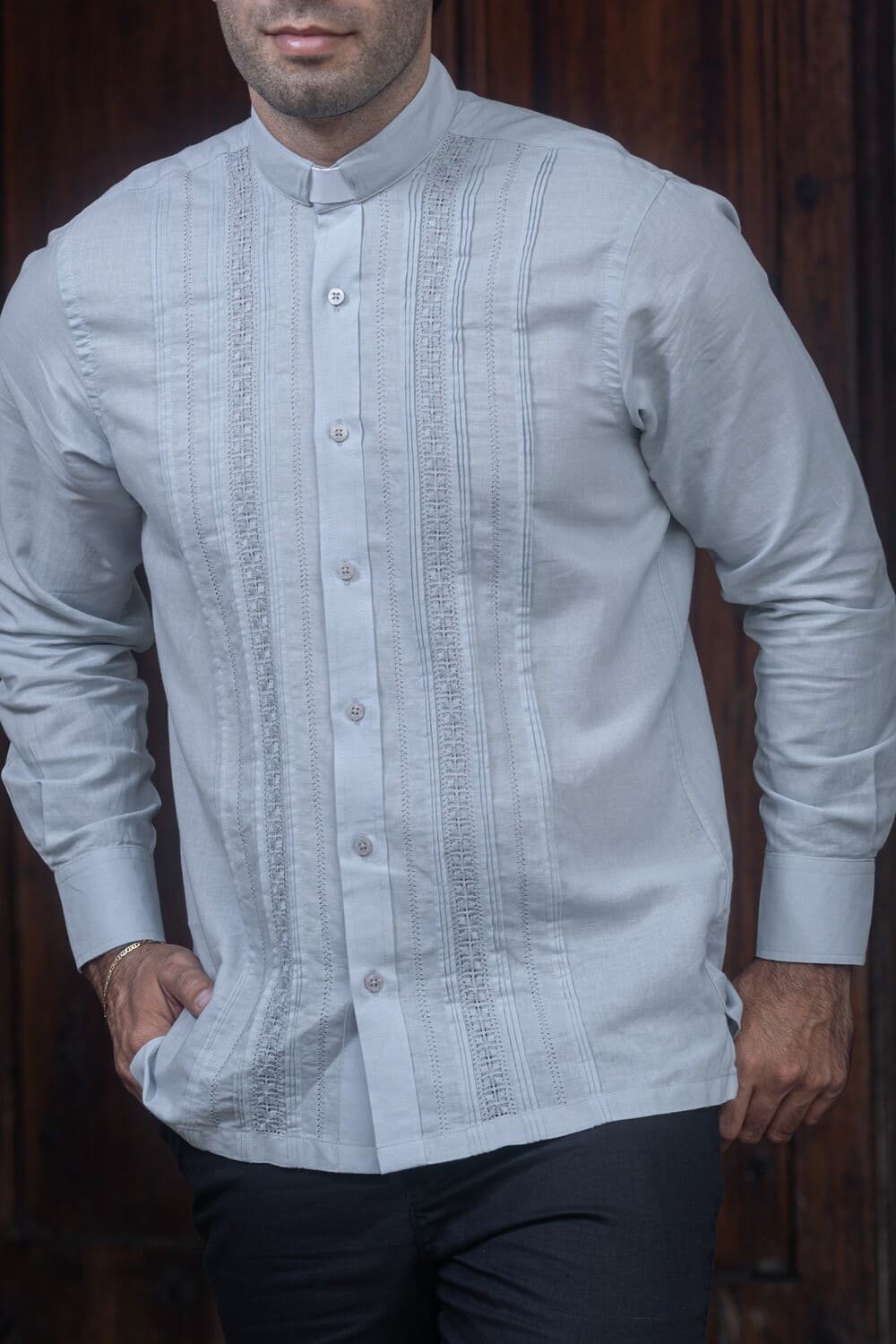 Guayabera Gris MangaLarga CLERIMAN - Colección 2025 - FE CLERIMAN - FRIXIO 2 Guayabera Gris MangaLarga CLERIMAN sacerdotal