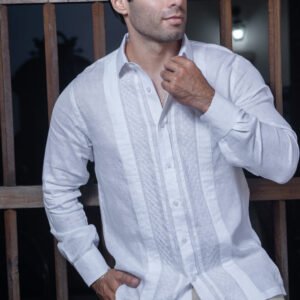 guayabera blanca bordada a mano herencia artesanal