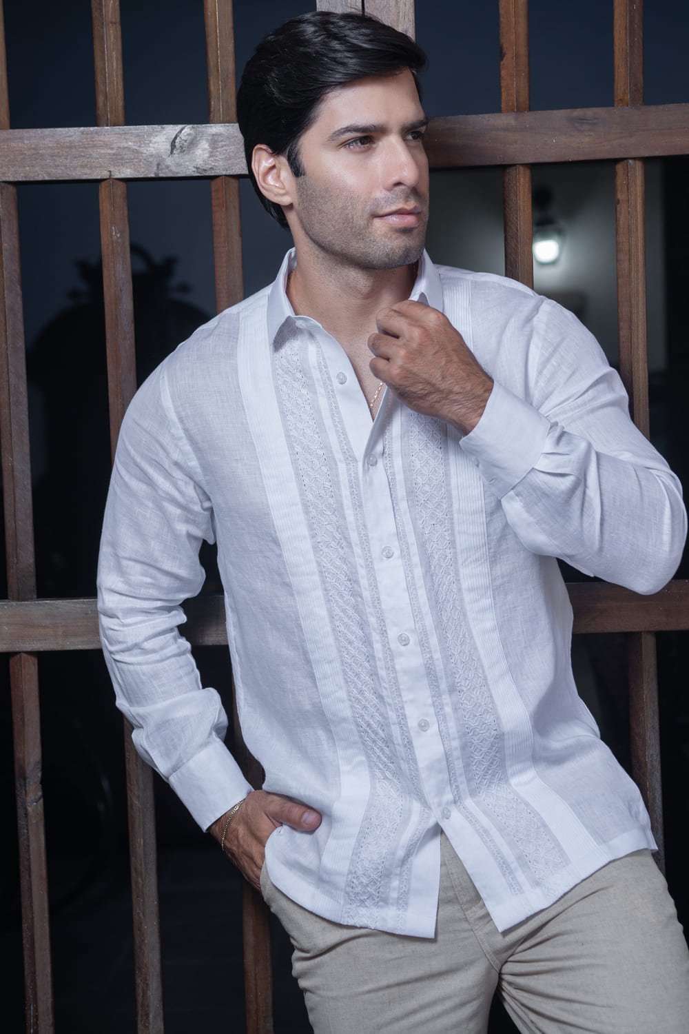 Guayaberas y Camisas para el Día del Padre 16 guayabera blanca bordada a mano herencia artesanal